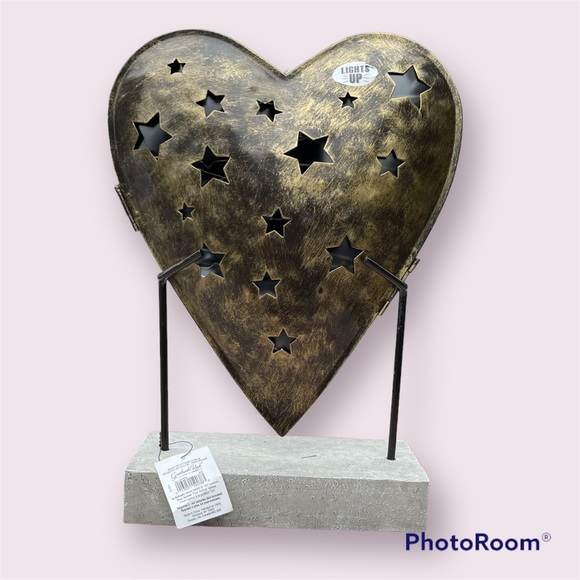 Cutout Heart light up decor - Picture 1 of 2